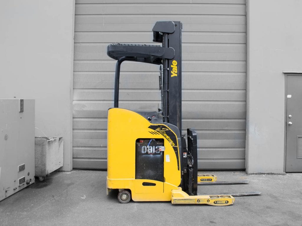 Yale Forklift 4000 lb lift capacity
