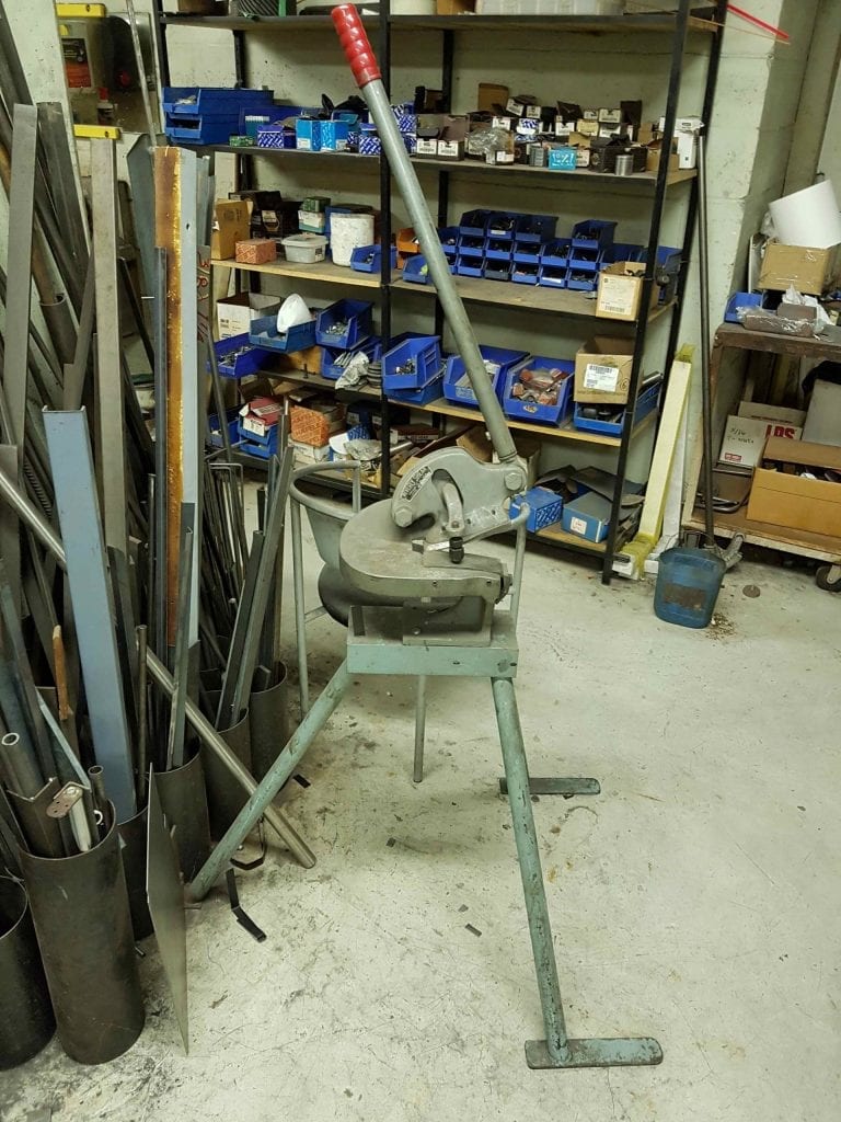 Beverly B-3 Throatless Shear, 3/16 inch capacity