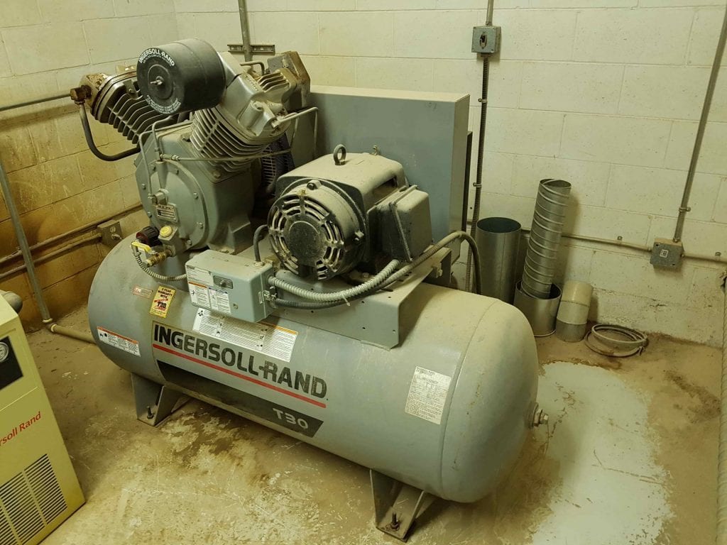 Ingersoll Rand 7100E15-P Two Stage Cast Iron 120 gallon Air Compressor