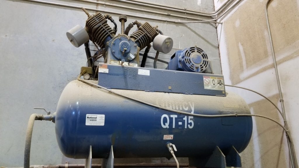 Quincy QT-15 Compressor 15 HP