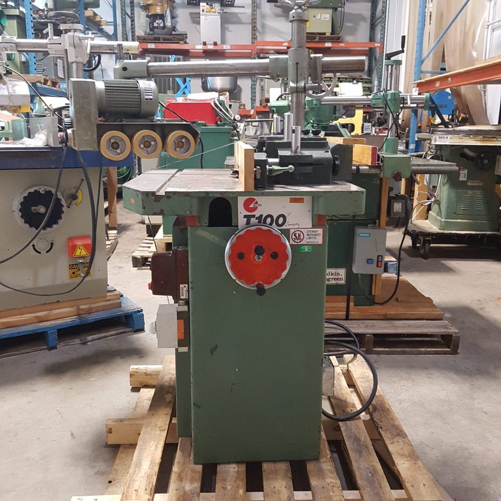 SCM T100 Shaper with Feeder