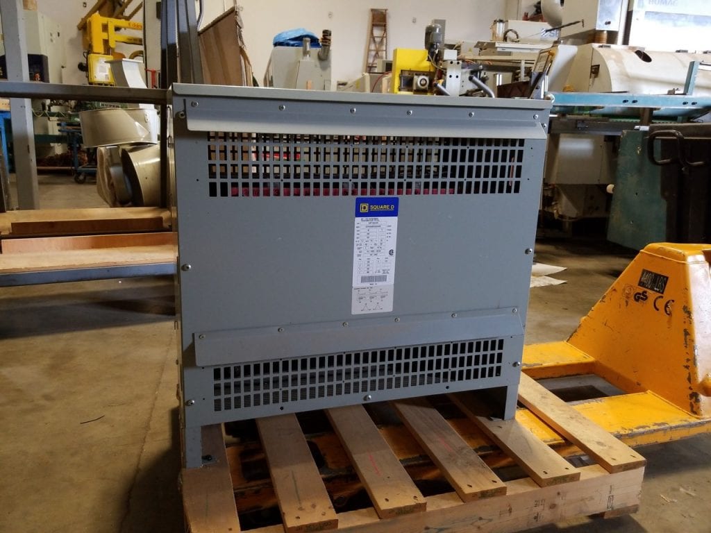 580-39 Square D 45KVA 600V SEC Transformer