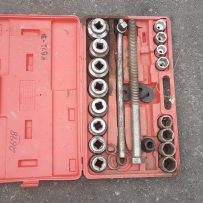 617-22 Assorted grinders and socket set