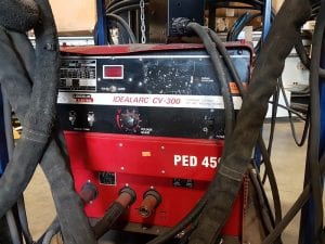 617-44 Lincoln Electric Idealarc CV-300 with cart