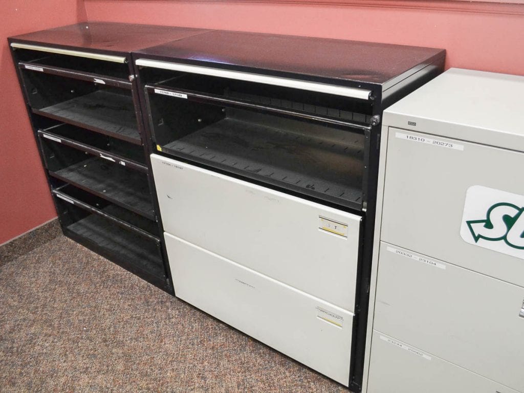 3-Drawer Lateral Filing Cabinet with 2 drawer fronts