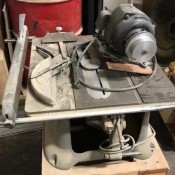 Used Beaver 3200 Table Saw