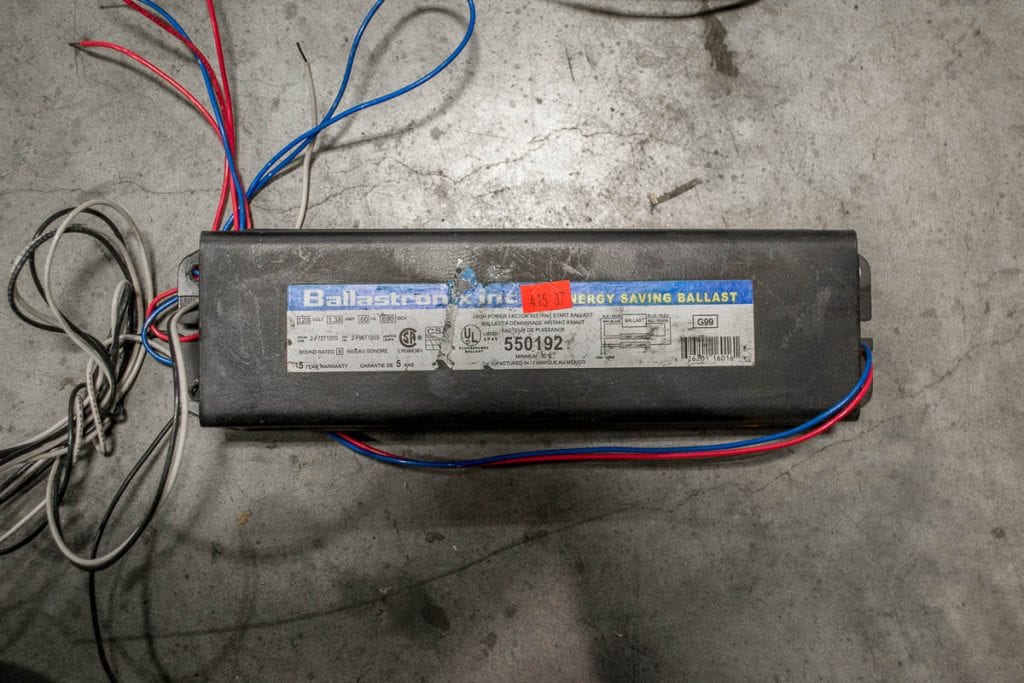 Ballastronix Ballast 550 192 1.36 amp 120v Energy saving