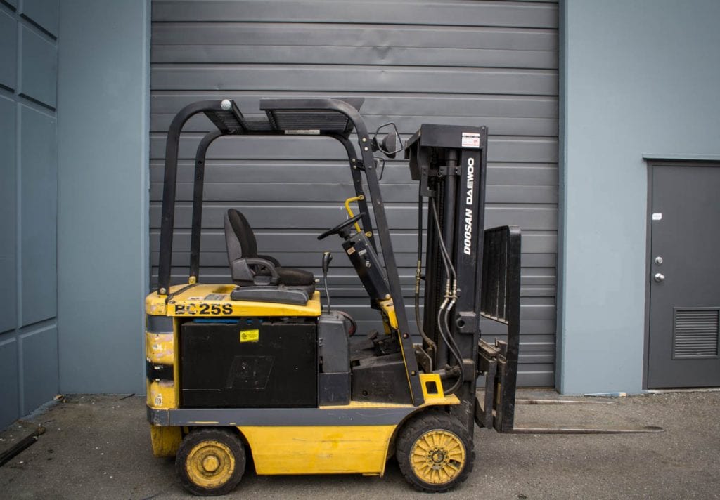 Doosan Electric Forklift