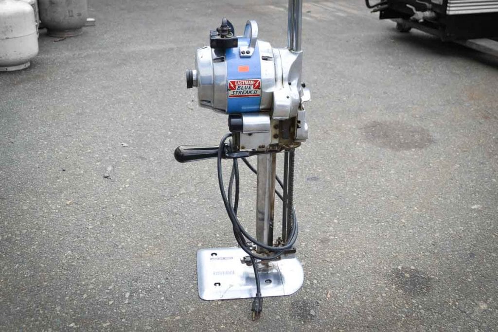 Eastman Blue Streak II Cloth Cutting Machine