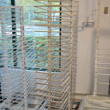 ETI 4 Wheel Metal Framed Double Sided Rolling Drying Rack