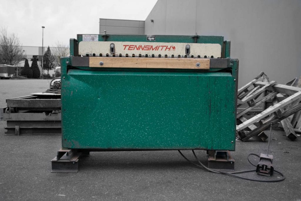 Tennsmith A5216 52″ Metal Shear