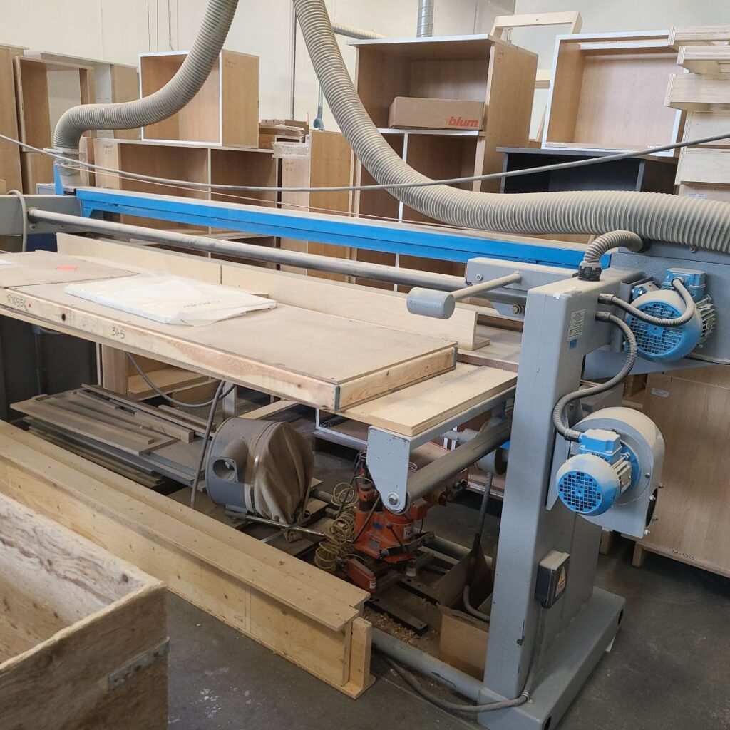 Used F.LLI BINI L93-S3000 Stroke Sander 4x9 table