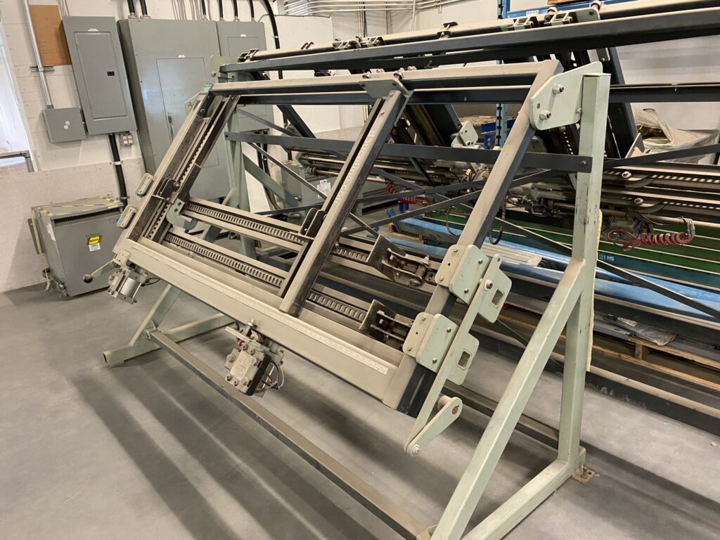 DOUCET SDM-M-1-30-72 MITERED DOOR CLAMP