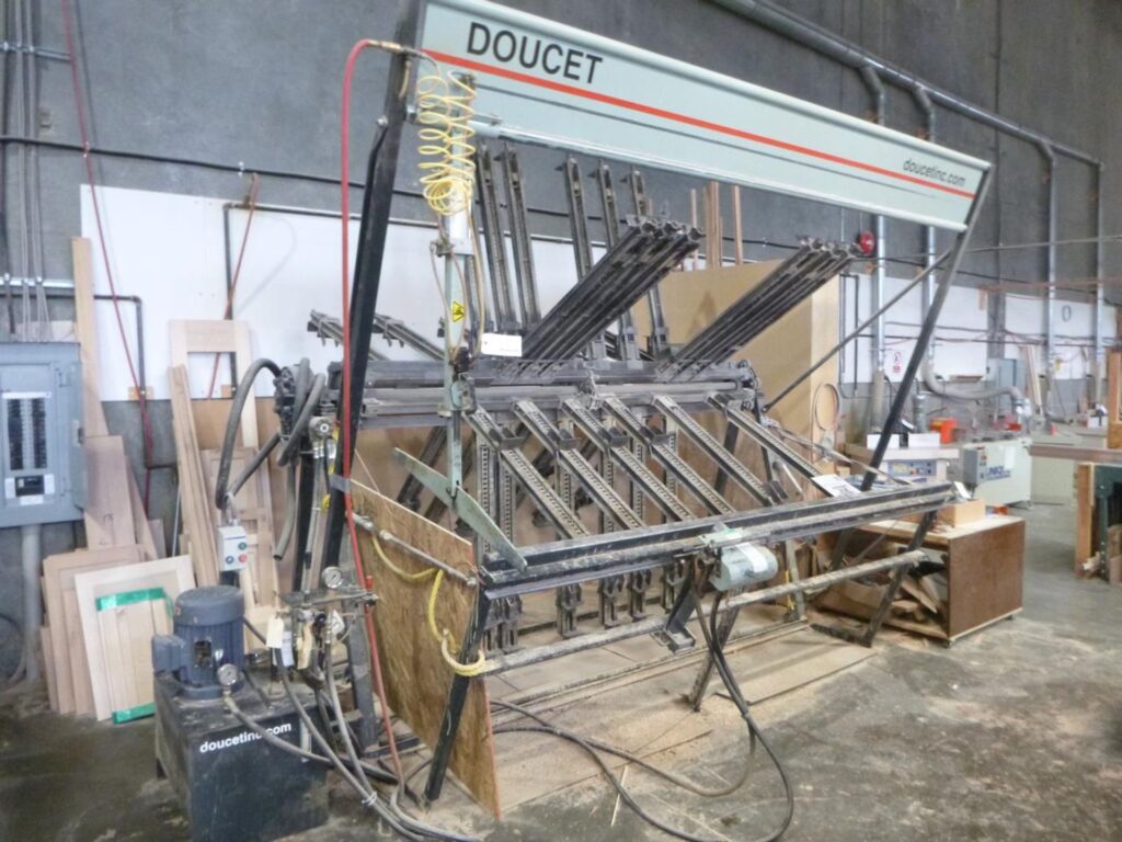 Used Doucet SRX 6-8.5-36-40R Clamp Carrier