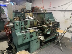 TOS Trencin SN 32 Lathe