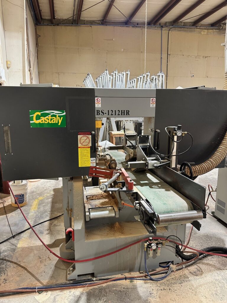 Castaly BS-1212HR Horizontal Bandsaw with Conveyer Belt