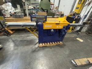 Baker M-412 Moulder