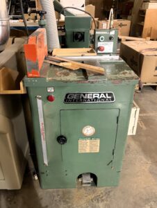 General Interational Upcut Saw