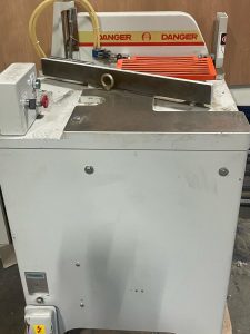 Unimac YMC-18R Upcut Saw